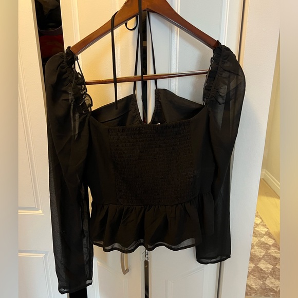 Black ASTR blouse - Picture 3 of 3